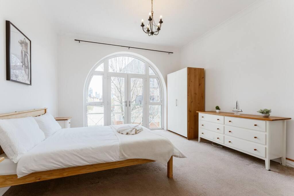 לונדון Spacious Ensuite Room Near Top Tourist Attractions מראה חיצוני תמונה